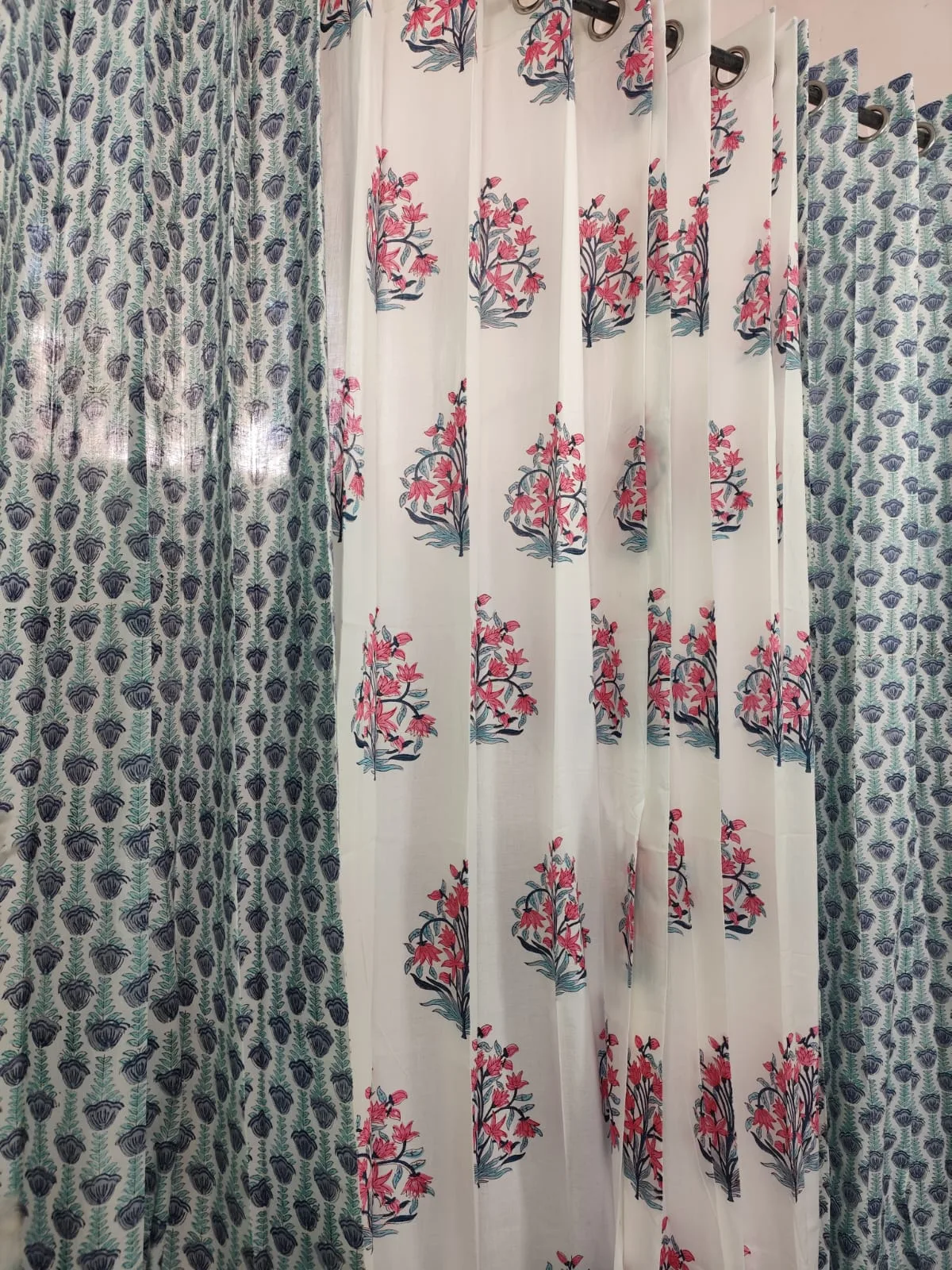Coral Bouquet & Aqua Bud Coordinated Pure Cotton Curtains original product photograph