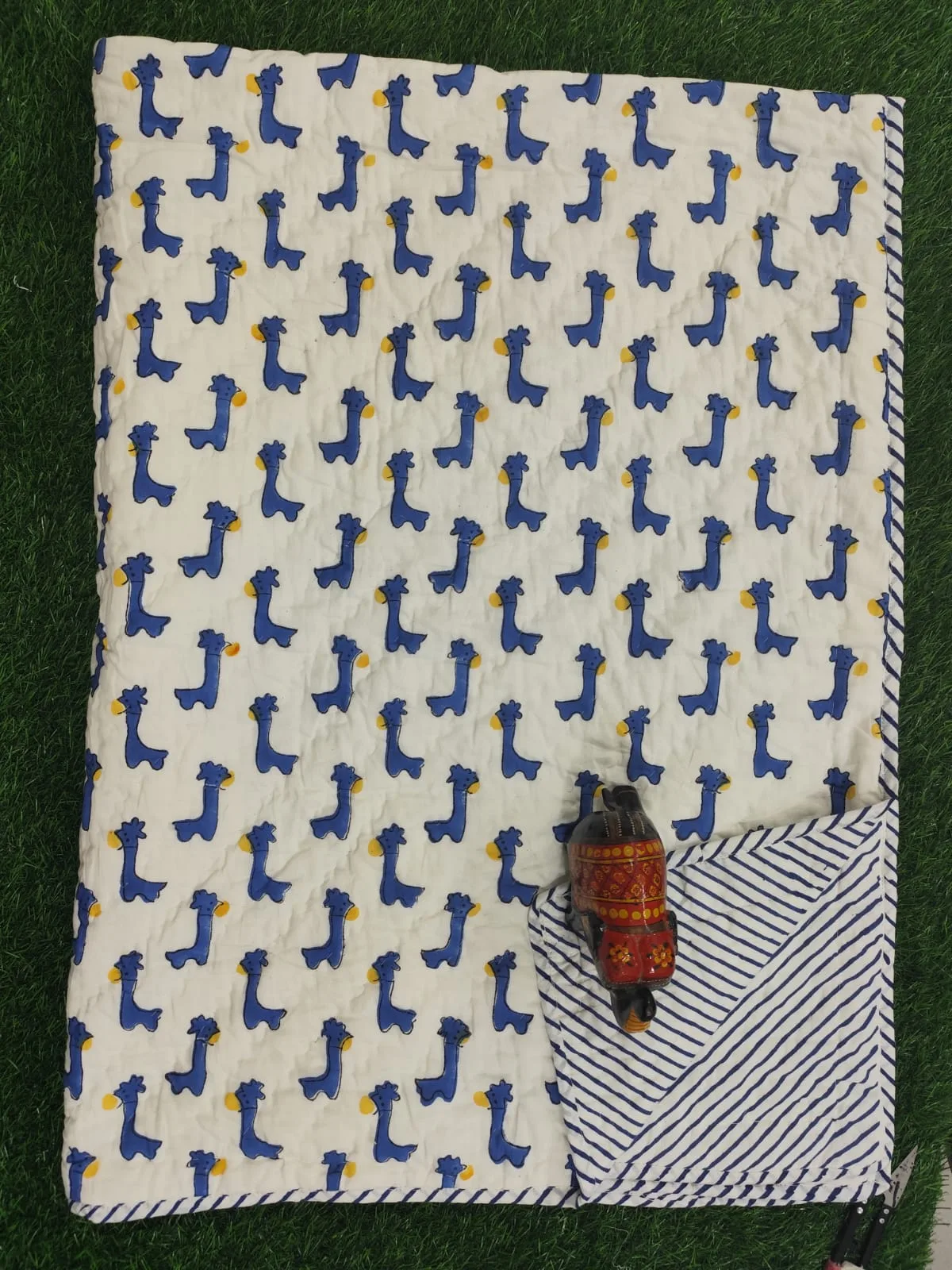 Indigo Giraffe Kids Dohar original product photograph