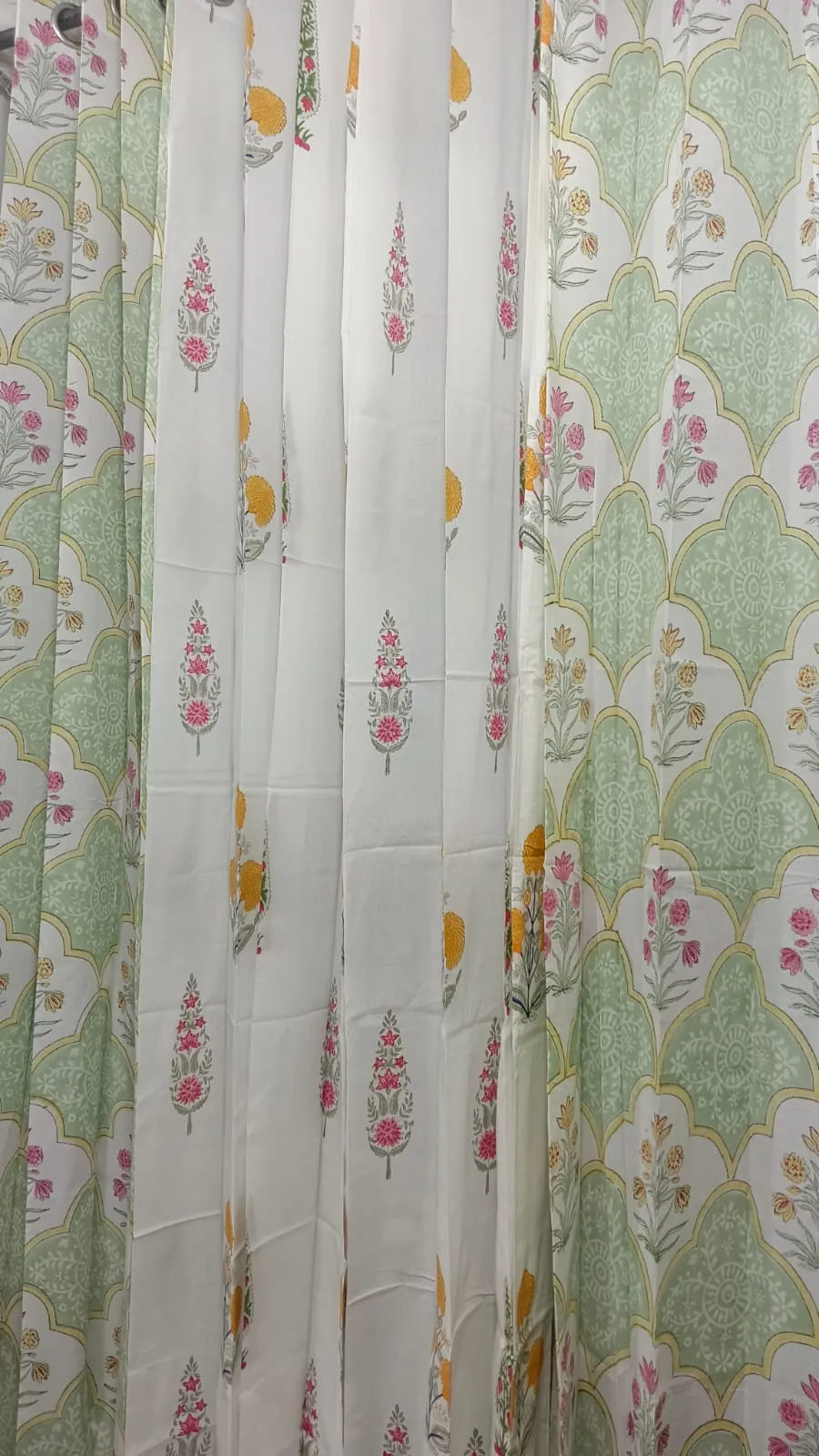 Sage Scallop & Rani Floral Sprig Pure Cotton Curtains original product photograph