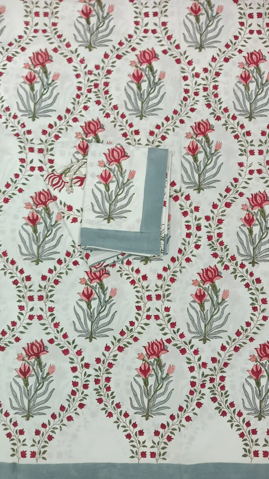 Raspberry Phool Jaal Hand-Block Cotton Bedsheet original product photograph