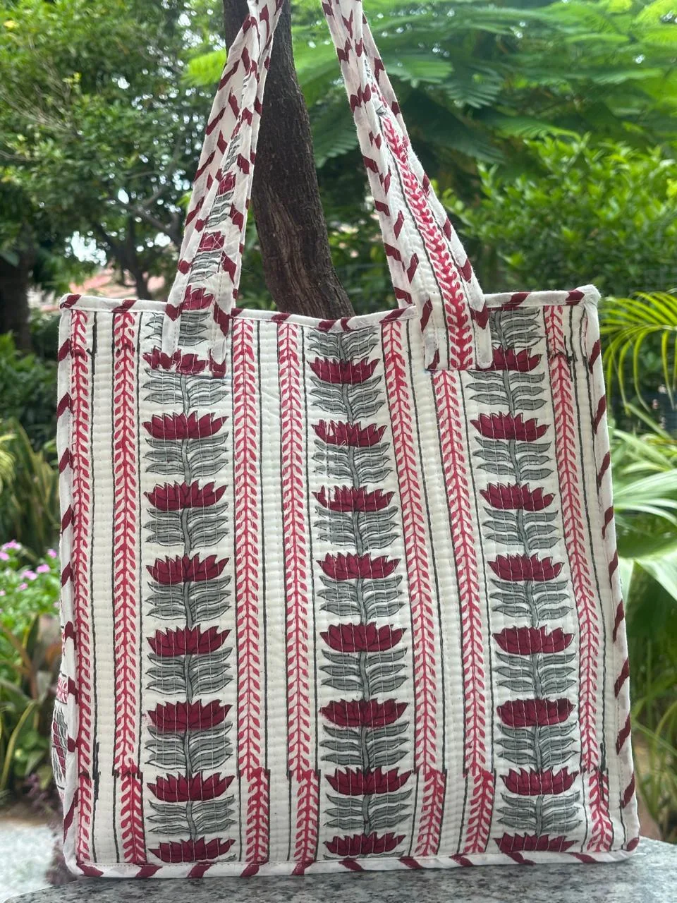 Crimson Lotus Stripe Quilted Lunch Bag original product photograph