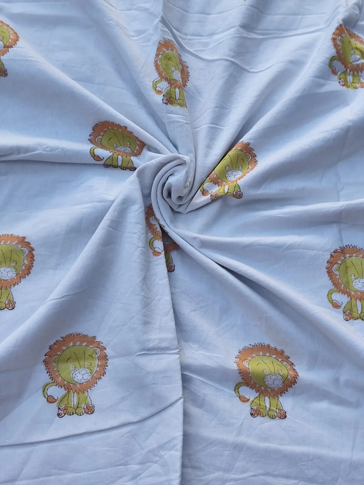 Sunny Little Lion Baby Dohar original product photograph