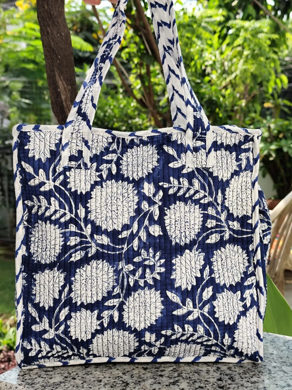 Indigo Floral Medallion Quilted Lunch Bag original product photograph
