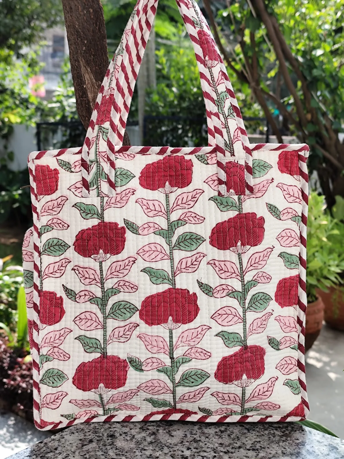 Crimson Poppy Rows Quilted Lunch Bag original product photograph